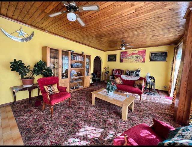 4 BEDROOM HOUSE FOR SALE IN BISHOP LAVIS